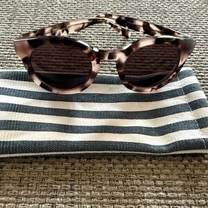 Stylish Tortoiseshell Sunglasses, banana republic, like new